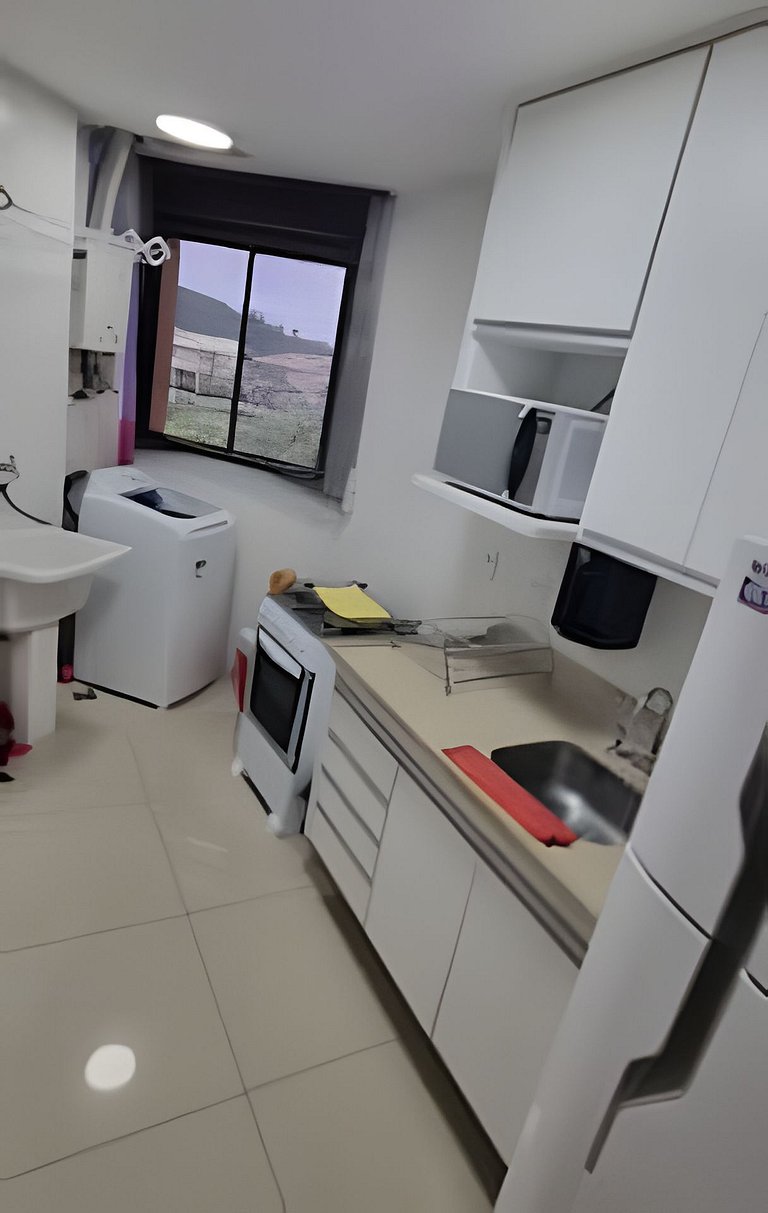 Loft aconchegante com sol da manhã e vista exclusiva. Seu re