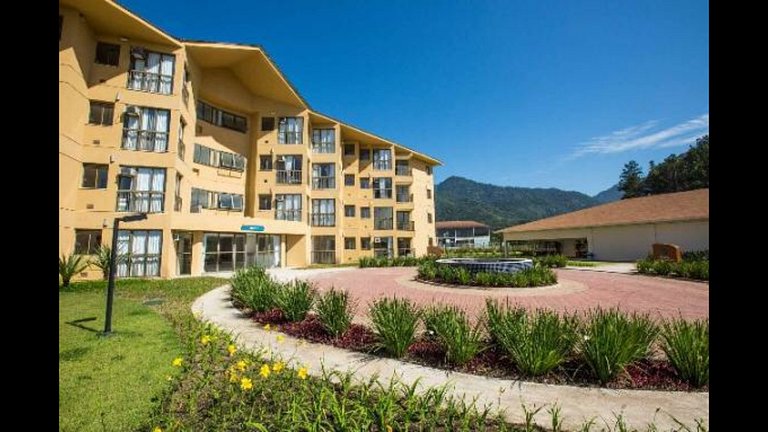 Loft aconchegante com sol da manhã e vista exclusiva. Seu re