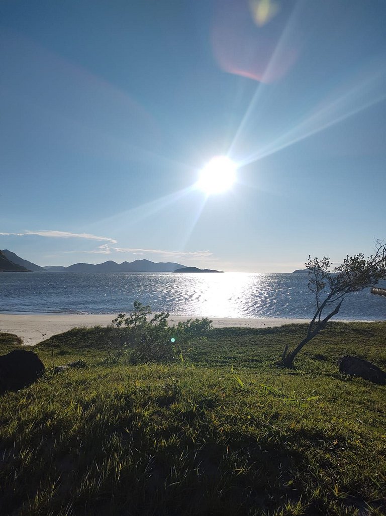Loft aconchegante com sol da manhã e vista exclusiva. Seu re