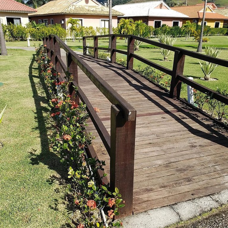 Apartamento de alto padrão na Reserva do Sahy com vista excl