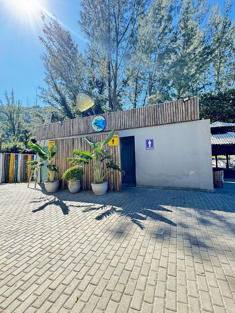 Apartamento de alto padrão na Reserva do Sahy com vista excl