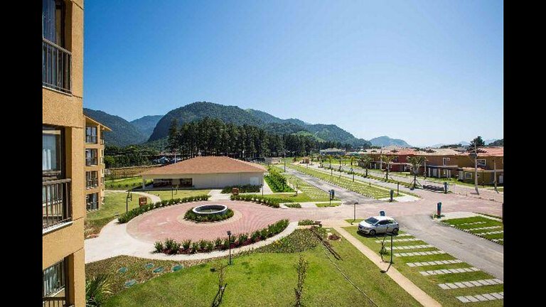 Reserva do Sahy: Apto Moderno com Vista Piscina