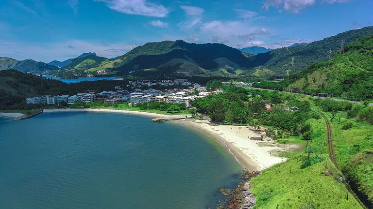 Reserva do Sahy: Apto Moderno com Vista Piscina