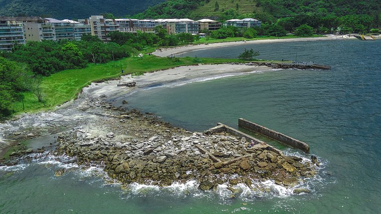 Reserva do Sahy: Apto Moderno com Vista Piscina
