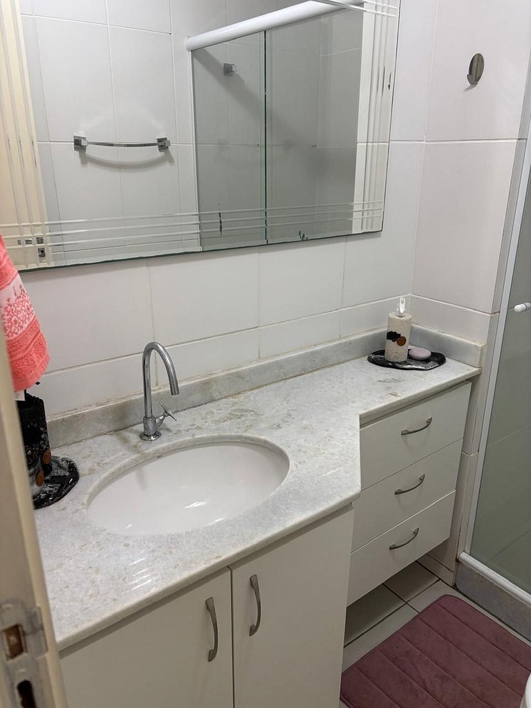 Reserva do Sahy: Apto Moderno com Vista Piscina