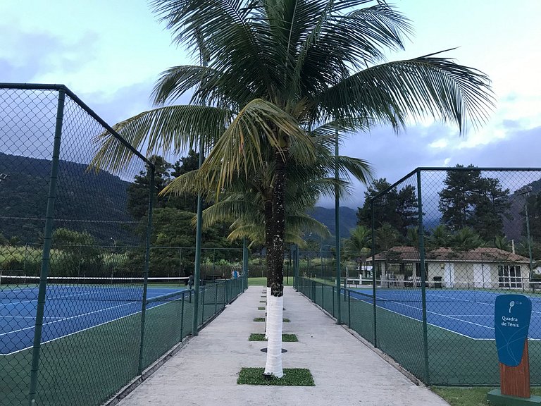 Loft no Sahy: aproveite praia, piscina e cachoeira