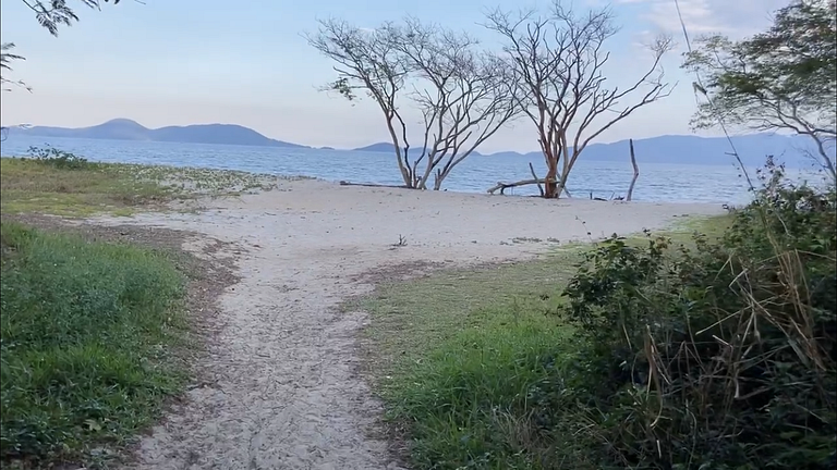 Amplo loft térreo na Reserva do Sahy