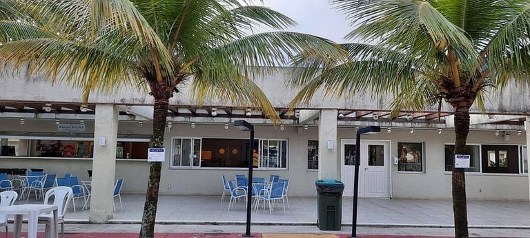 Reserva do Sahy: Apartamento amplo com quarto e varanda